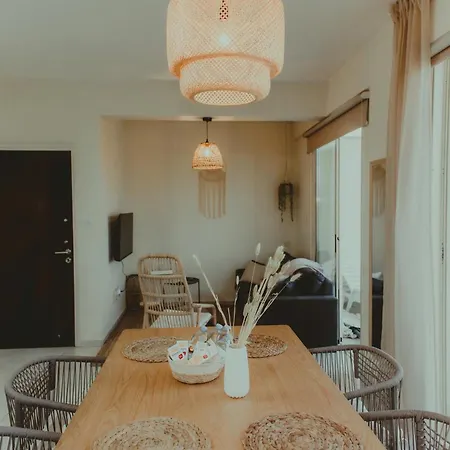 Appartement Charming Boho Retreat - 2br - Walk2beach - Larnaca
