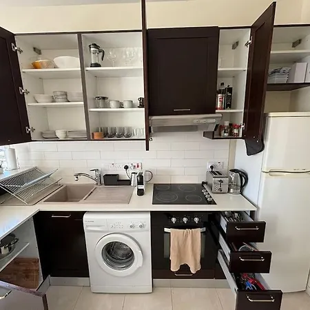 Palm View With Private Rooftop Apartmán